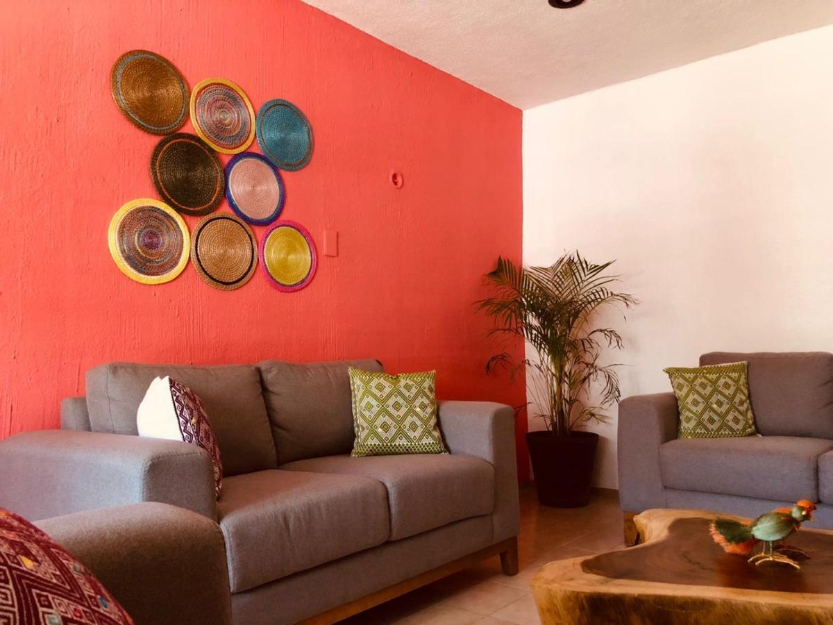 Villa Bugambilia Colonial Charm With Spacious Design And Private Pool Five Minutes From Downtown Mérida Kültér fotó
